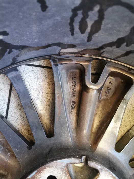 Здравейте продавам оригинални джанти 18ки за нисан