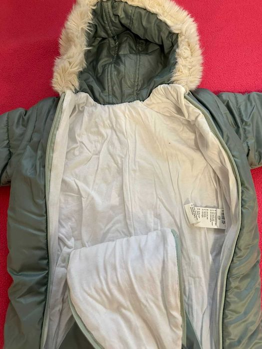 Космонавт Vega-M 12m - момче