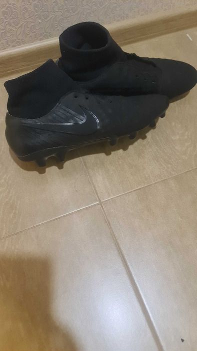 Бутонки Nike Magista