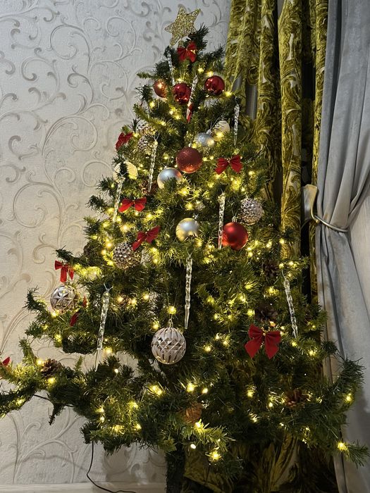 Продается Елка искусственная