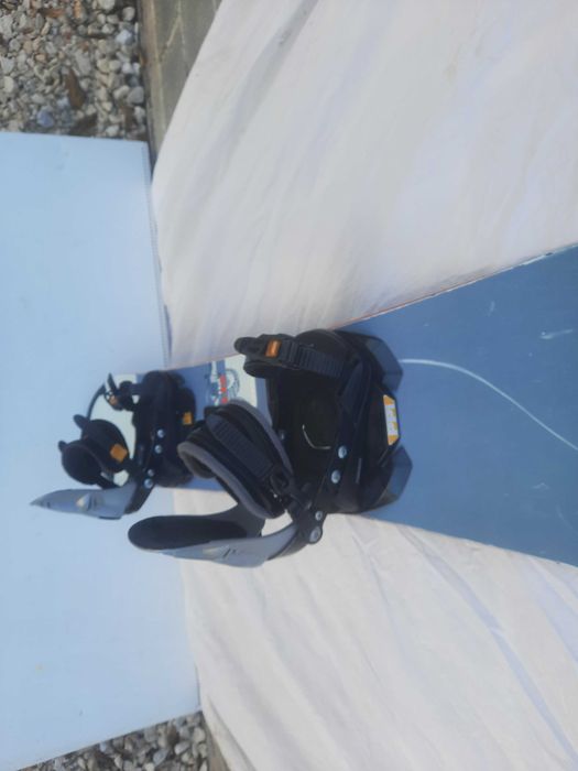 Сноуборд HEAD 147см.   с автомати.