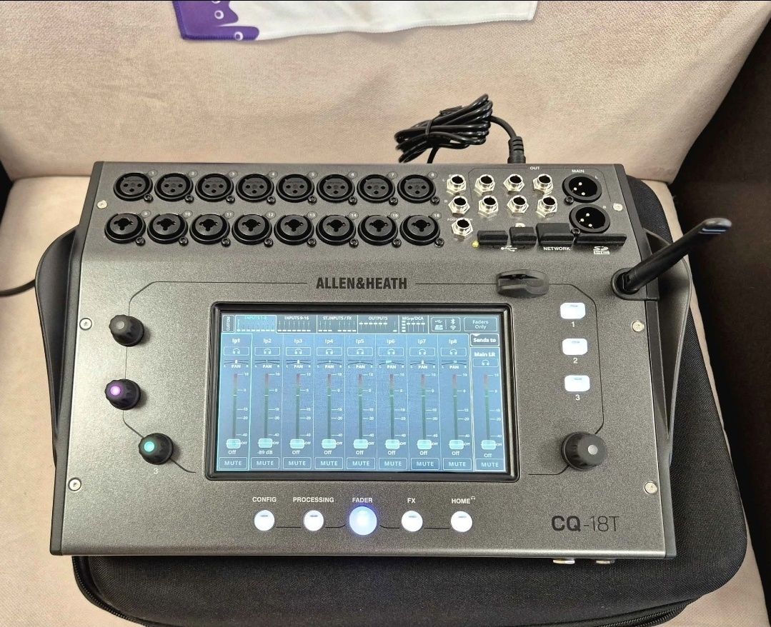 Дигитален пулт Allen & Heath CQ 18T