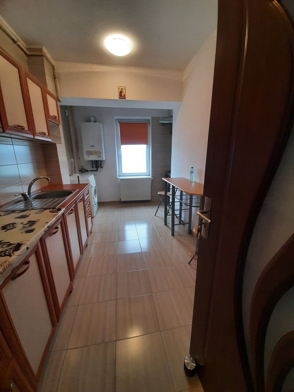 Proprietar inchiriez 2 camere decomandate,Bloc Nou  Arena Mall