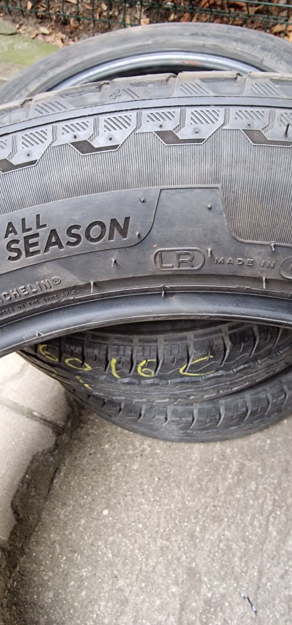 275/50/21 Michelin Primacy All season LR