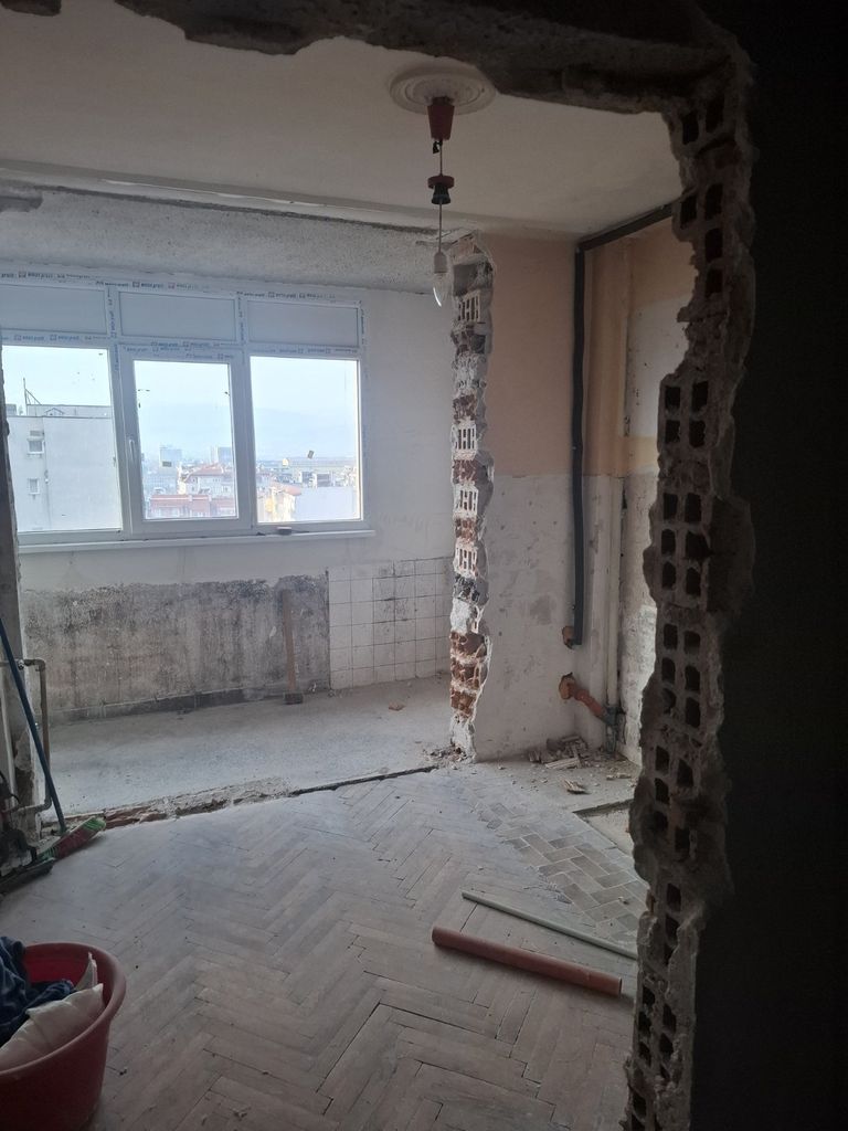 Продава се Двустаен апартамент в Благоевград, Широк център - 56 кв.м за 1366 €/кв.м - Снимка #1
