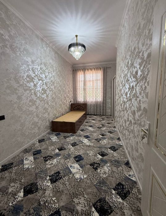 2 xonali kvartira sotiladi