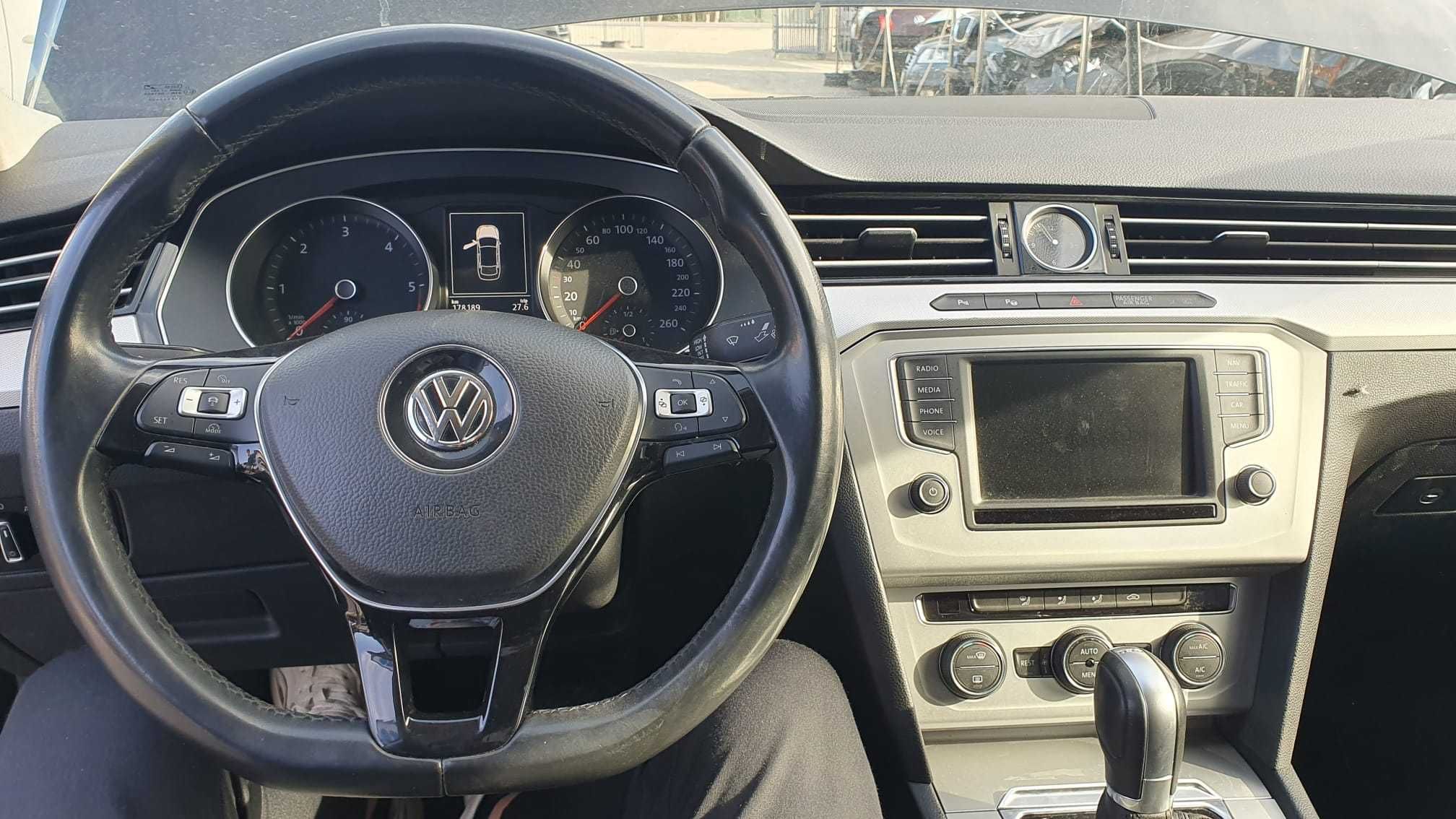 VW Passat B8 2015 1.6TDI 120CP Navi Cutie Automata Clima