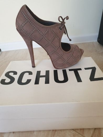 Обувки Schutz ПРОМО!
