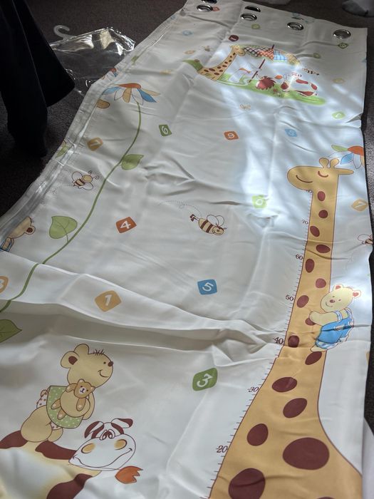 Draperie pentru geam