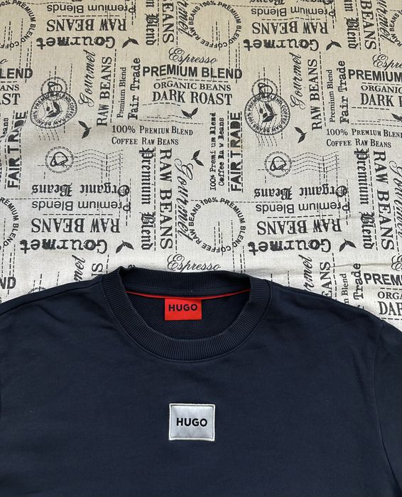 HUGO BOSS Red original горнище.M