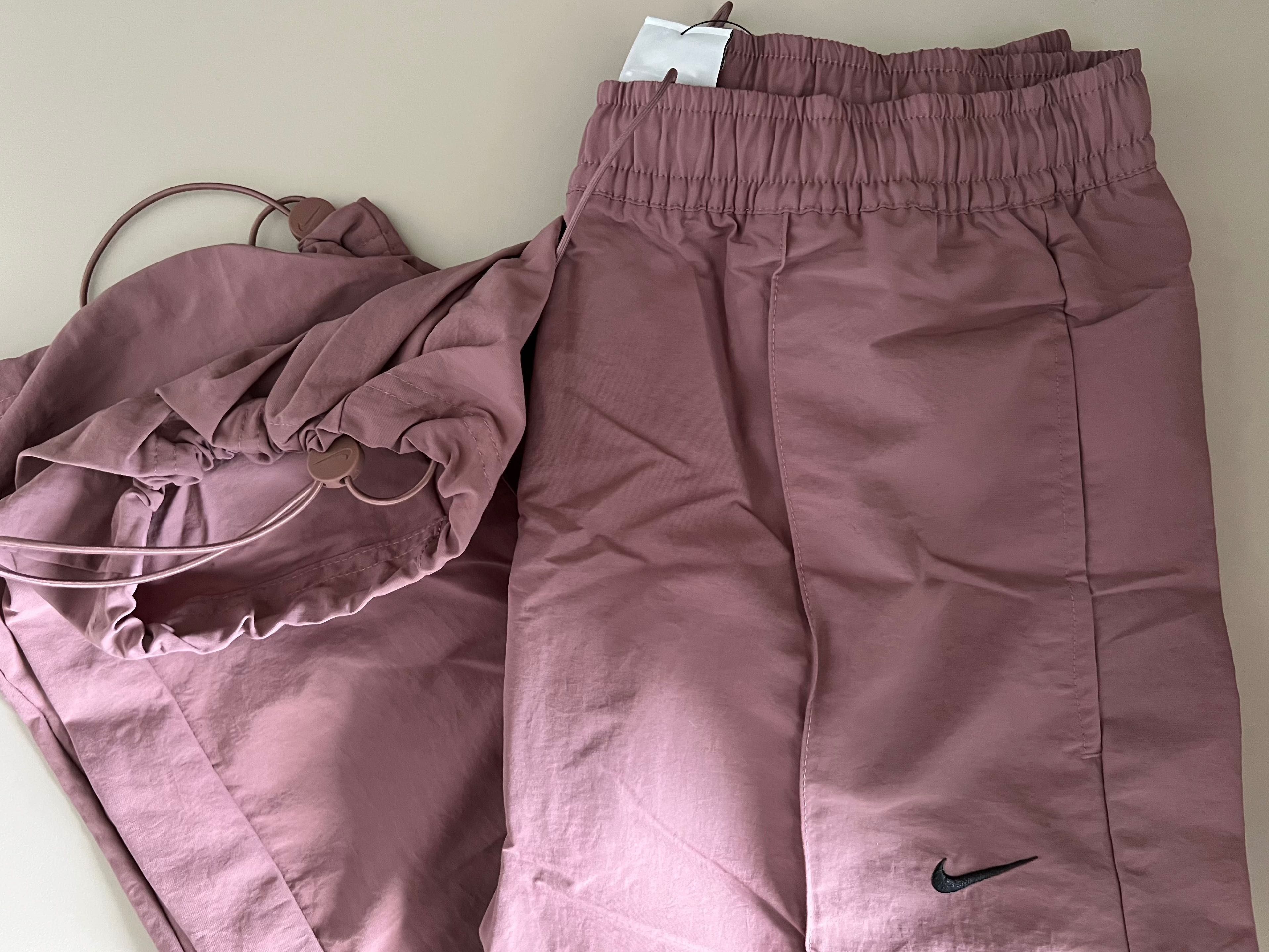 Нов с етикета! Панталон Nike | M