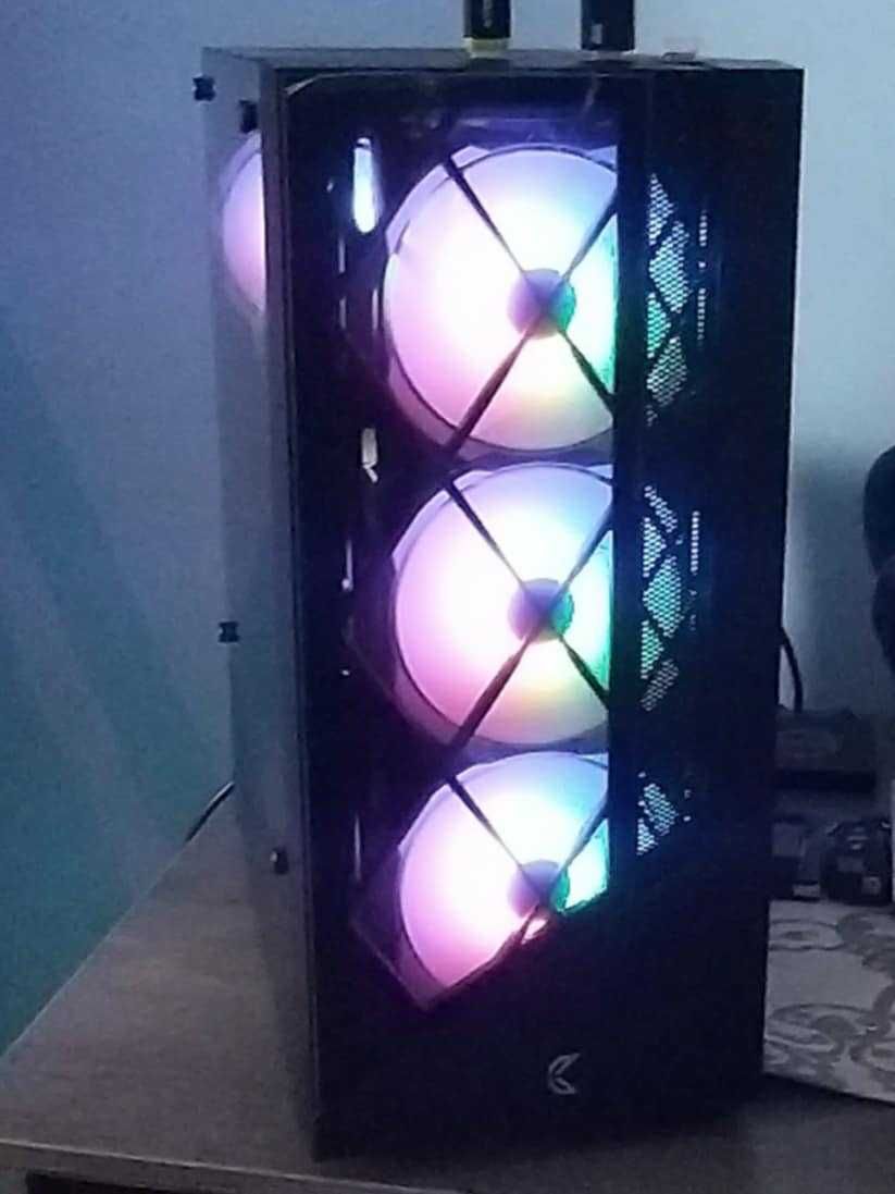 Мощен геймърски компютър – RTX 3070, i5 – Нов!