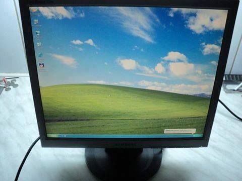 Monitor 17" Samsung 720N, foarte bine intretinut
