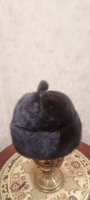Шапка норкавую бу