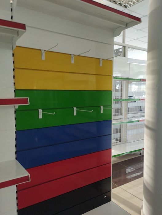 Новое торговое оборудование,стеллажи,витрины,полки, экономпанели,крючк