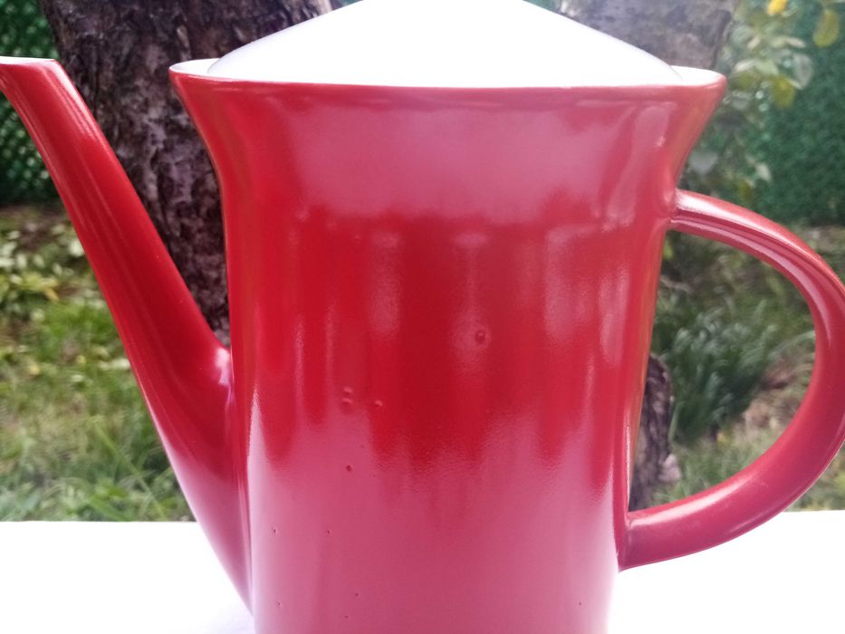 Лимитиран български сервиз за чай и кафе