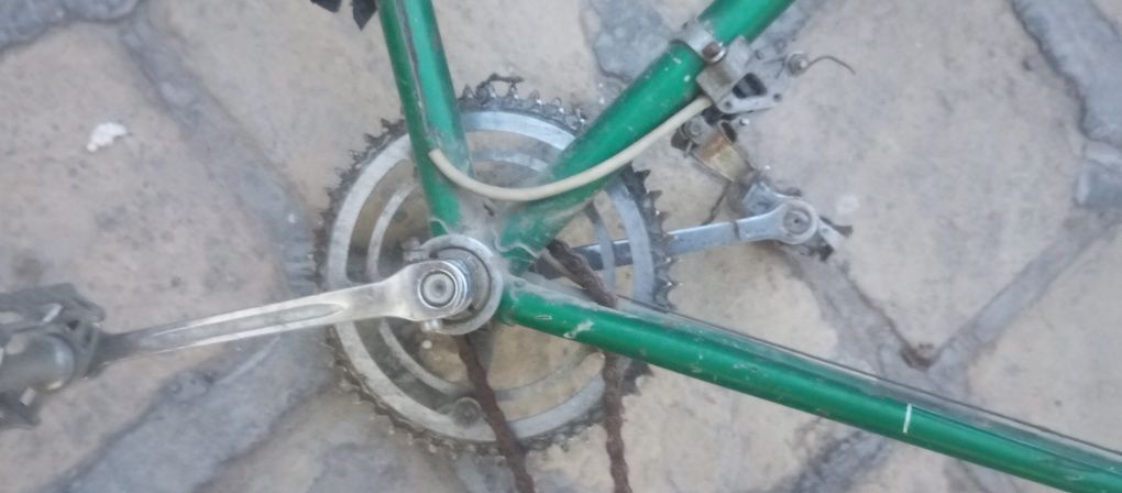 Prodayotsa Velosiped Turist