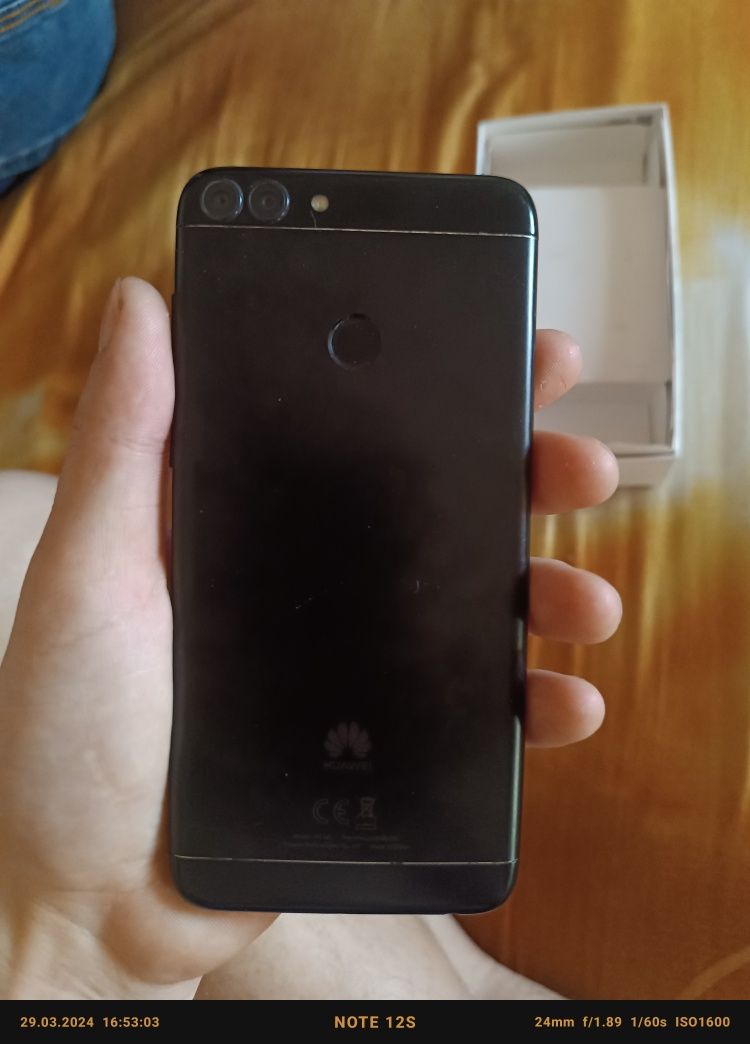 HUAWEI P smart 3/32гб