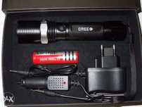 Lanterna metalica cu zoom si Led Cree Q5 acumulator 3.7V OFERTA!