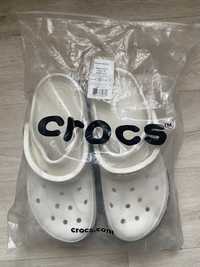 Продам Crocs белые новые ( привезенные с Америки )