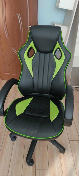 Въртящ се стол - за ученици