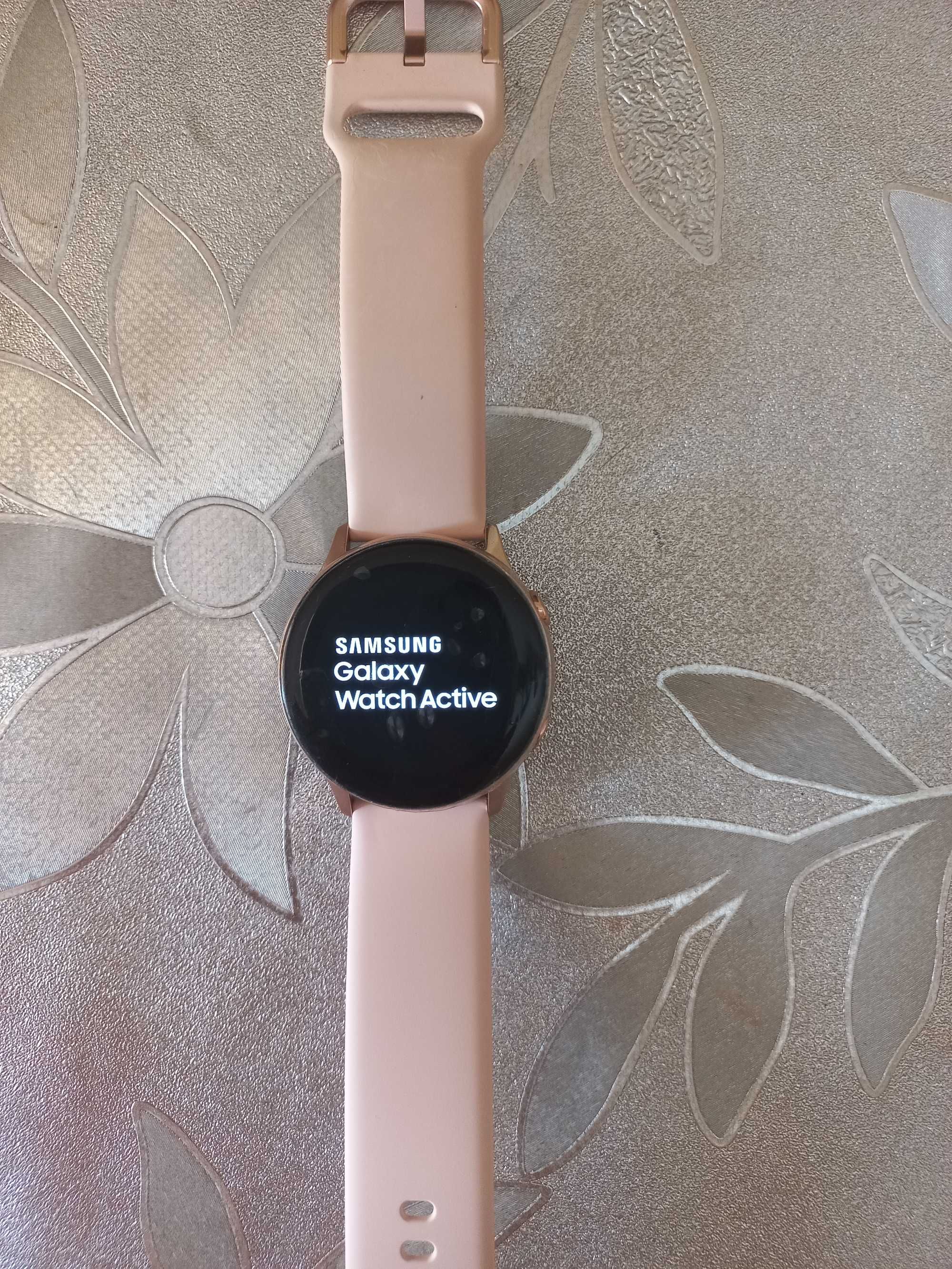 Samsung galaxy watch active rose gold