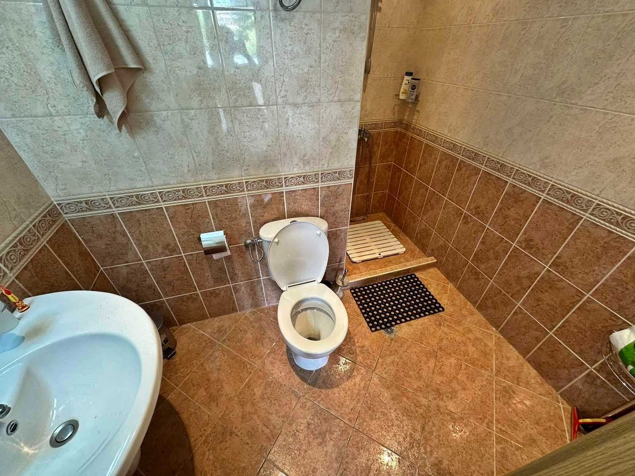 Продава се Двустаен апартамент в к.к. Слънчев бряг - 65 кв.м за 993 €/кв.м - Снимка #7