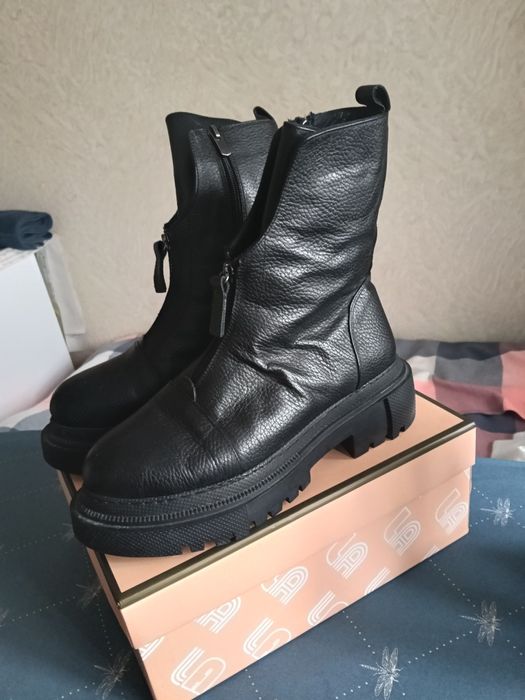 Продам зимнмй сапоги