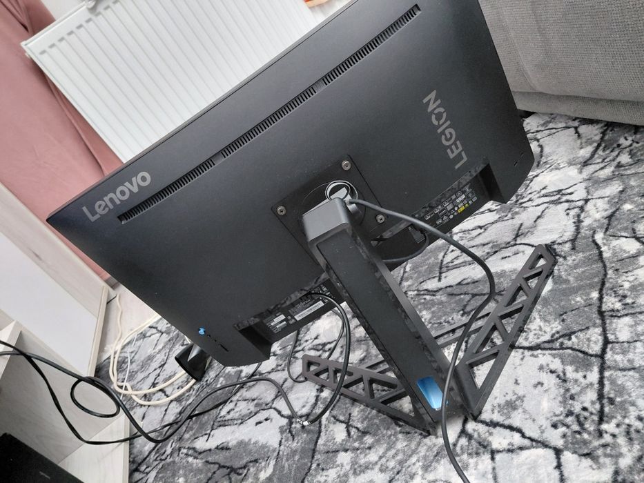Vand monitor Gaming lenovo
