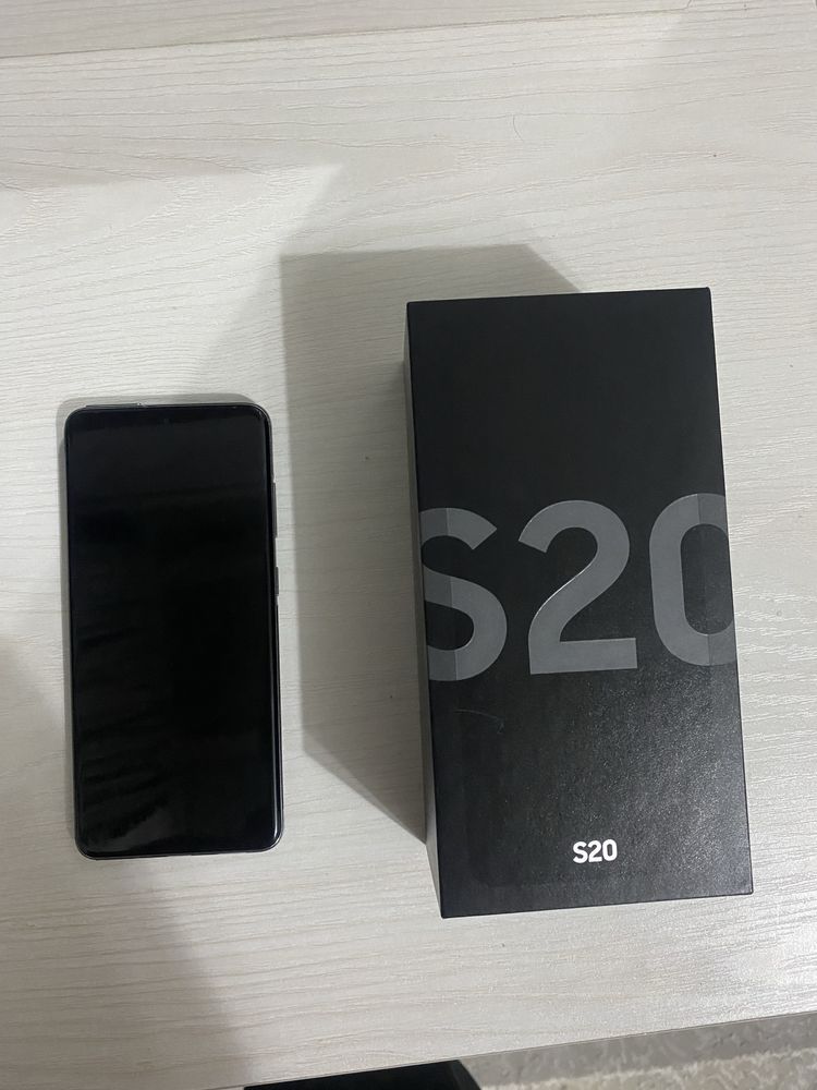Samsung S 20 holati ideal karobka dacumenti bor