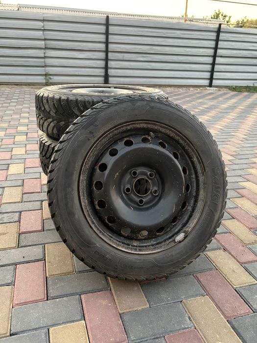 185/60 R15 88T Sava