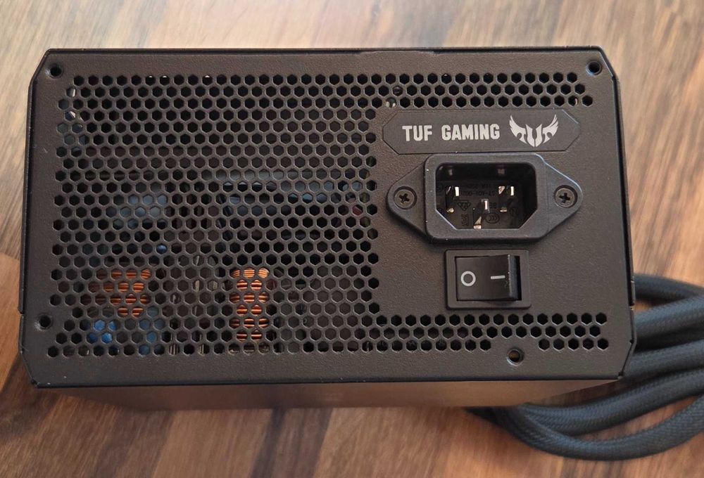 Захранване: ASUS TUF Gaming 750W - 80 Plus Bronze