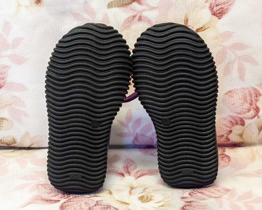 Маркови детски боти номер 22