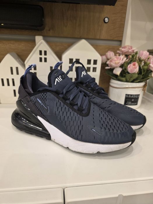 Маратонки nike air max 270, номер 37.5