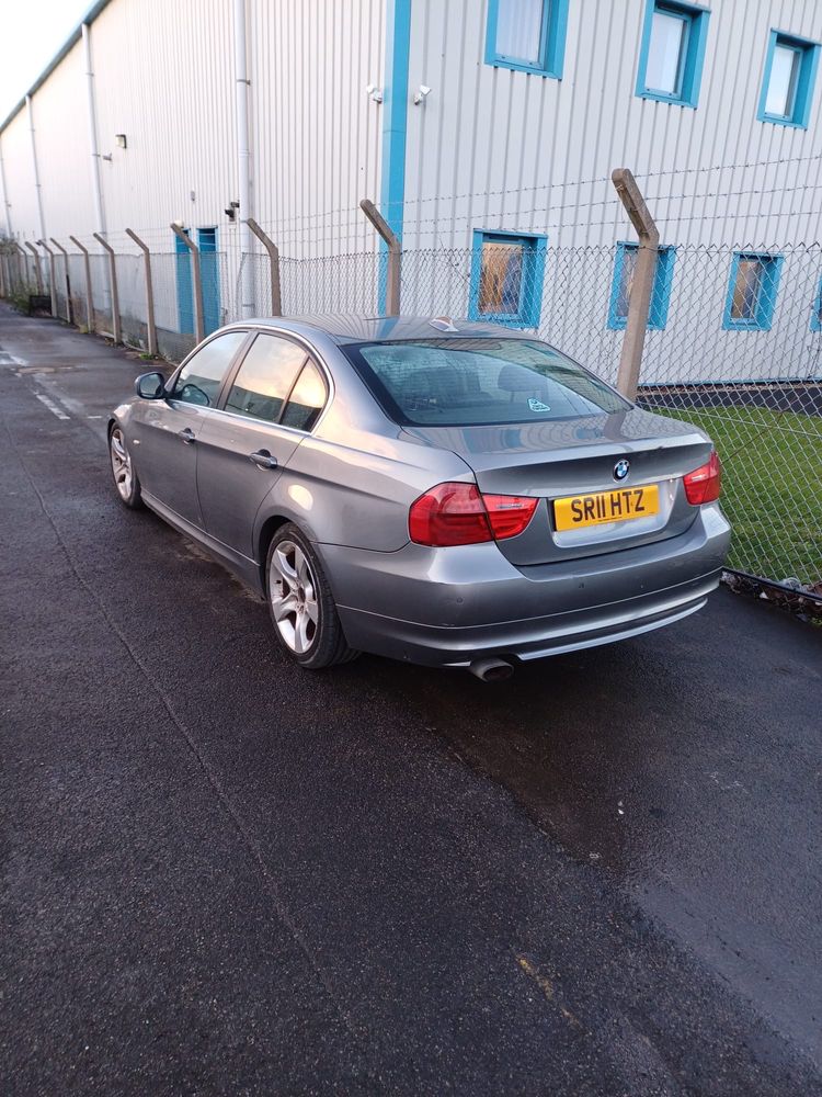 Dezmembrez Bmw 318 i n43 lci