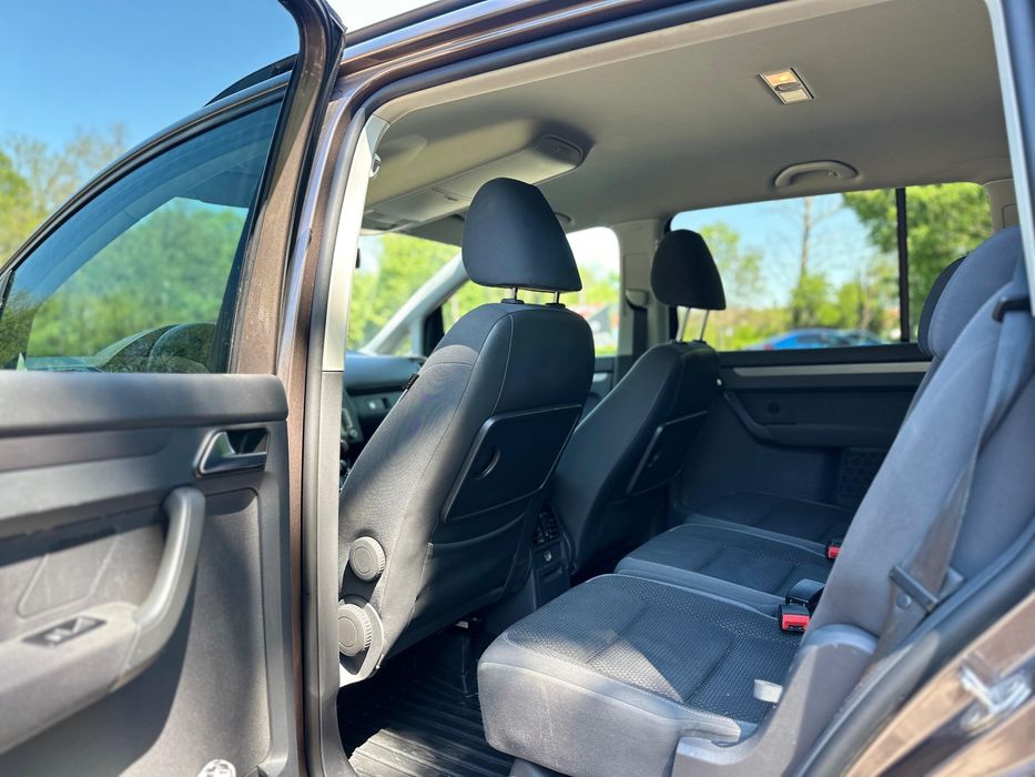 Volkswagen Touran, 2012, 1,6 diesel, unic proprietar