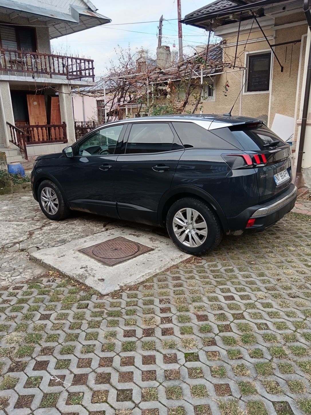 Peugeot 3008  an fabricație 2018 euro 6 blue