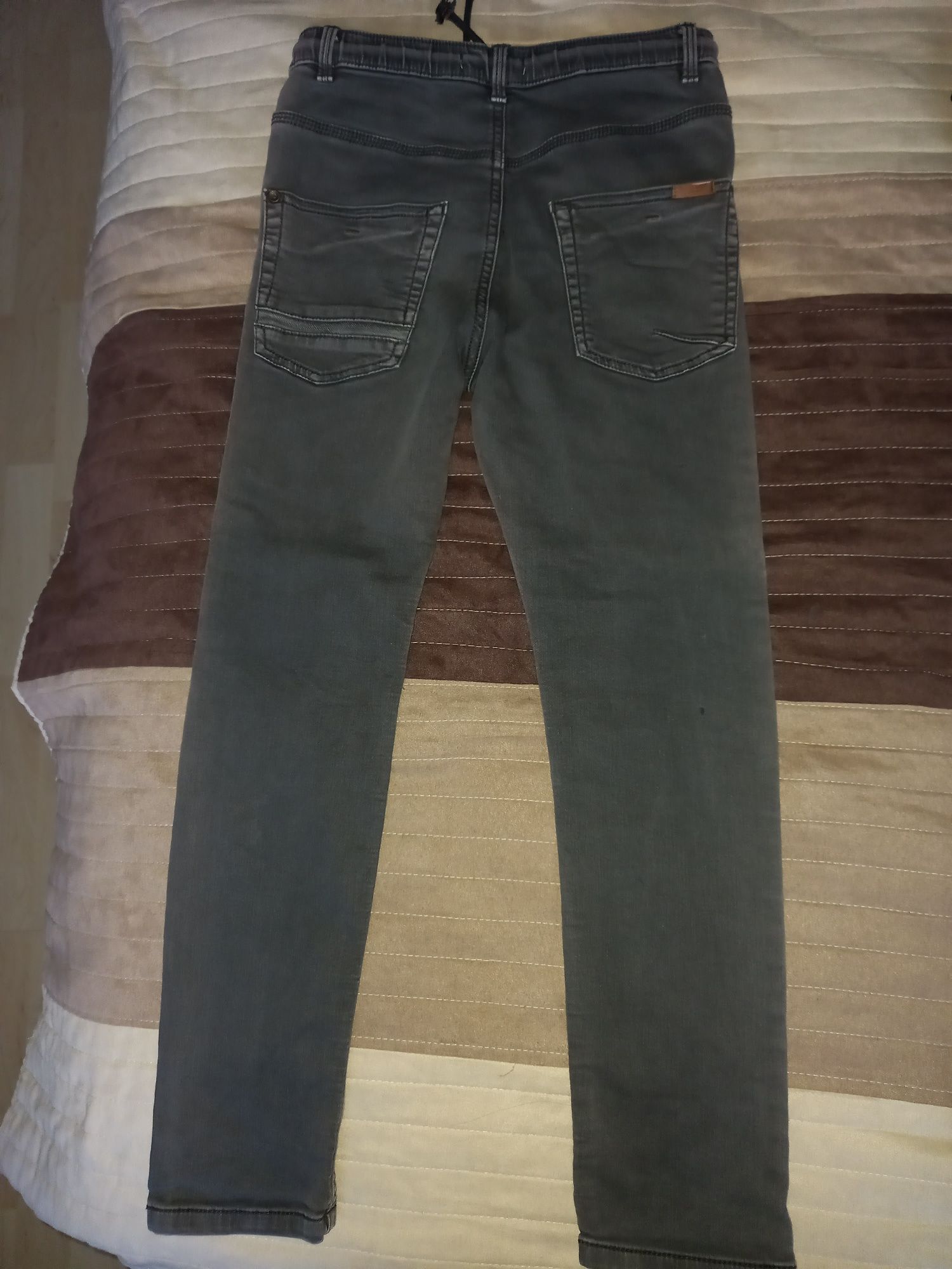 Дрехи за момче ZARA