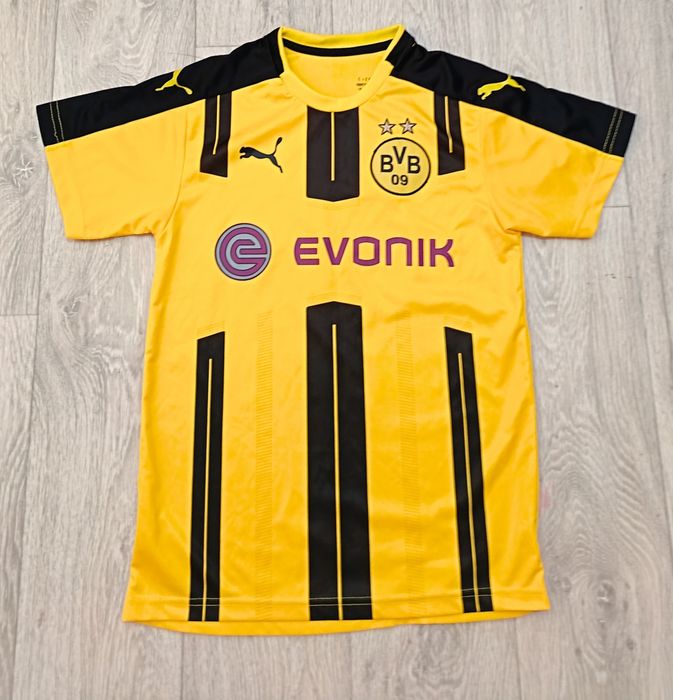 Футболни тениски