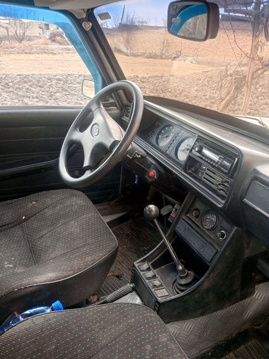 Lada 2107 tezda sotiladi