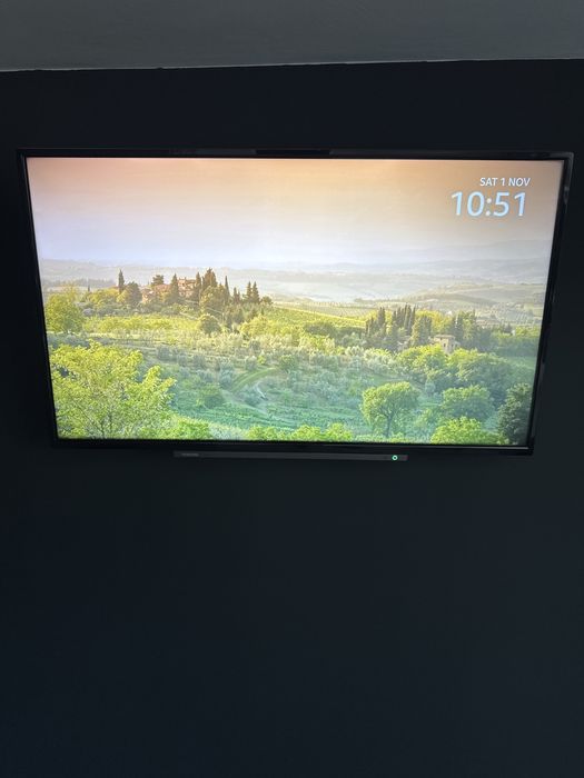 Vand tv toshiba 4k UHD 109 cm