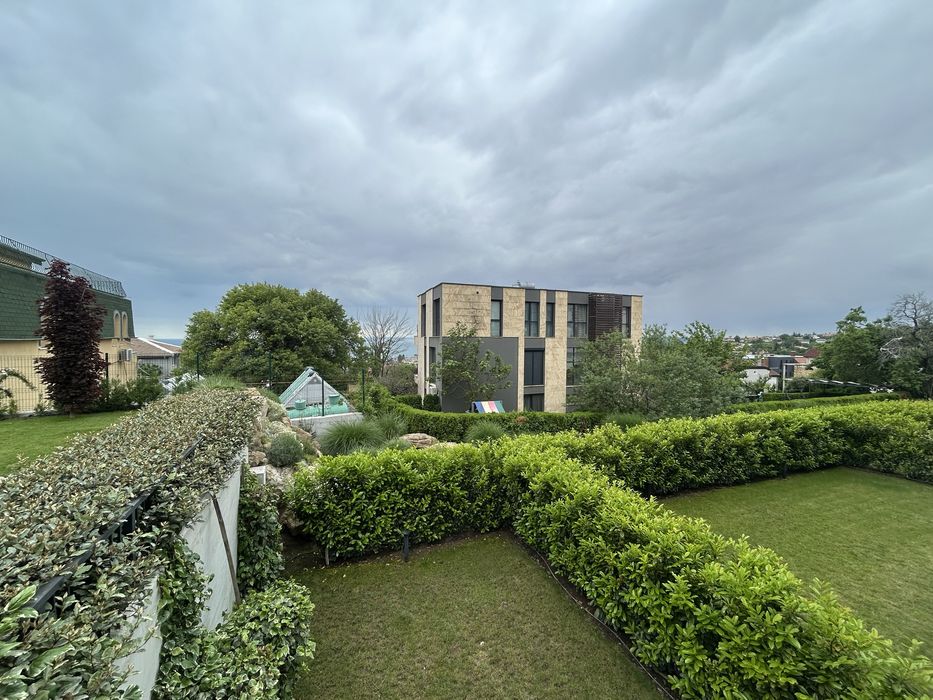 Продава се Мезонет в Варна, м-т Траката - 210 кв.м за 1429 €/кв.м - Снимка #2