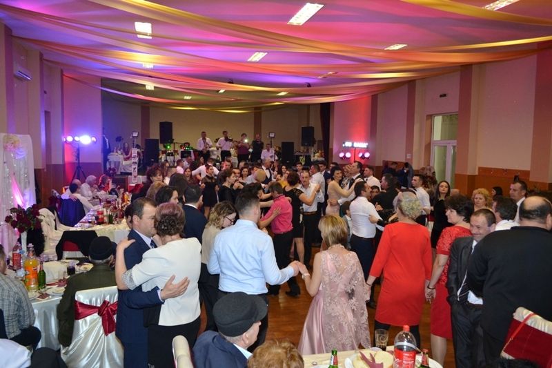 Foto video dj nunta botez lumini ursitoare porumbei