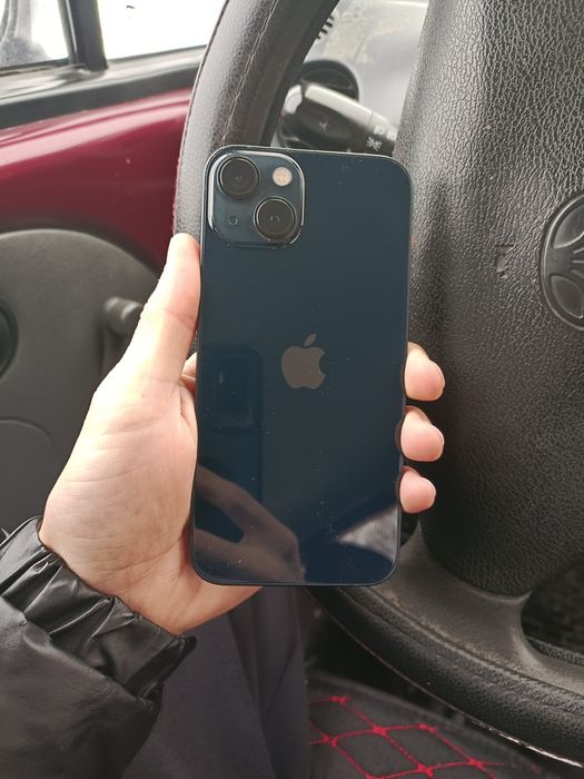 Айфон 13 срочно  память 128г