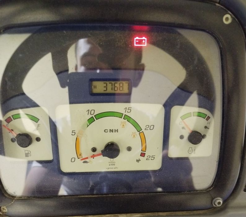 New Holldin мини Трактор сотилади