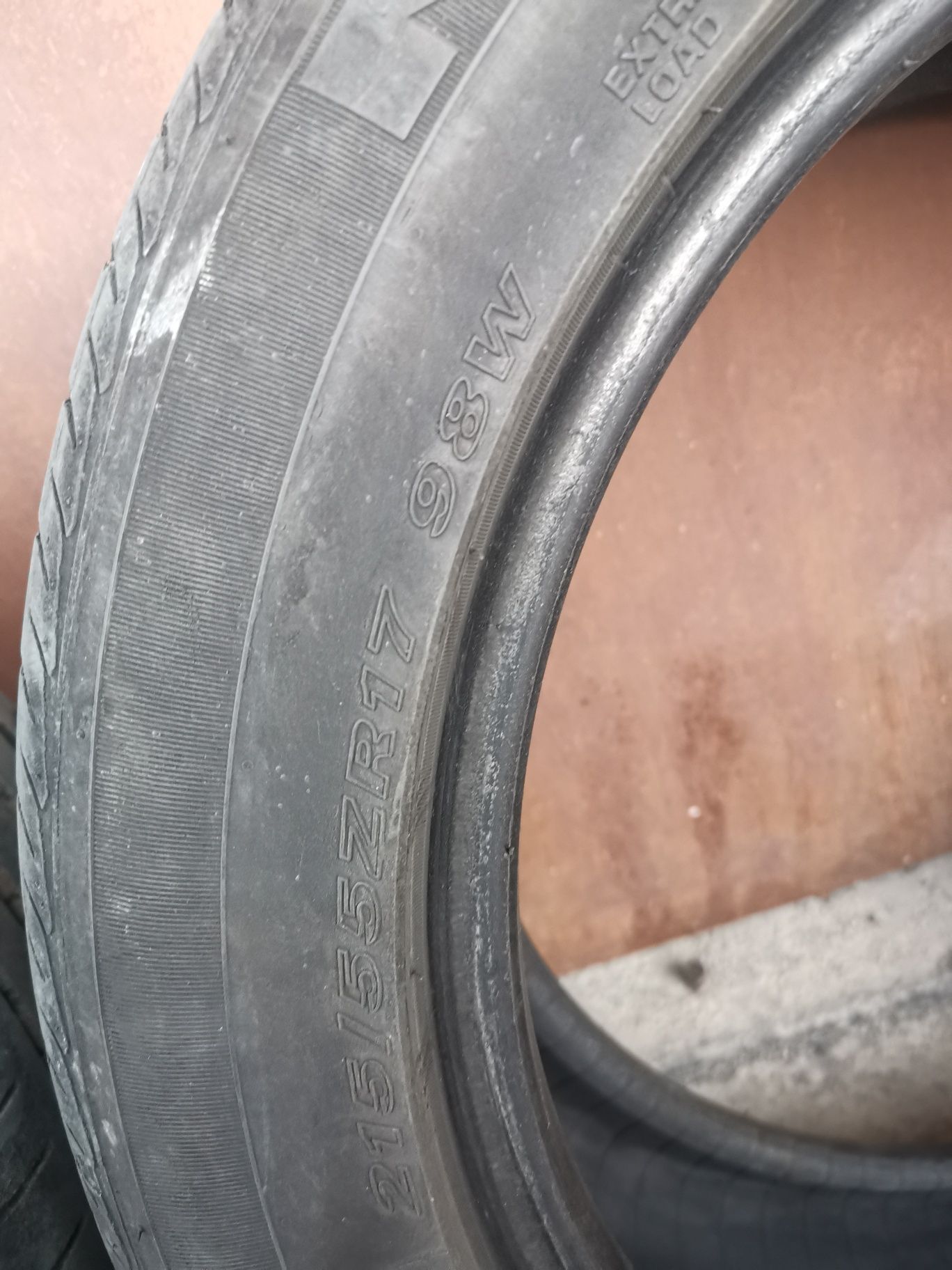 Летни гуми Nexen  215/55/17 4бр.