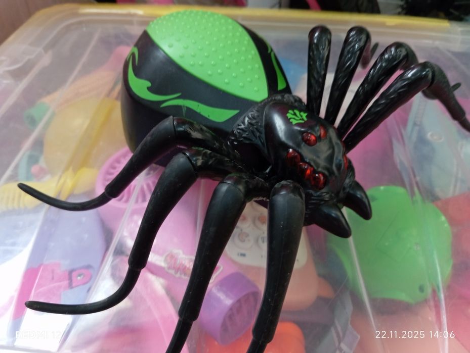 Продам игрушку поука