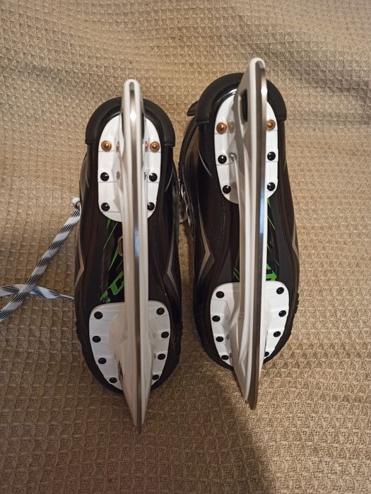 Patine hockey adulți, CCM Ribcor 76K. (NOI)