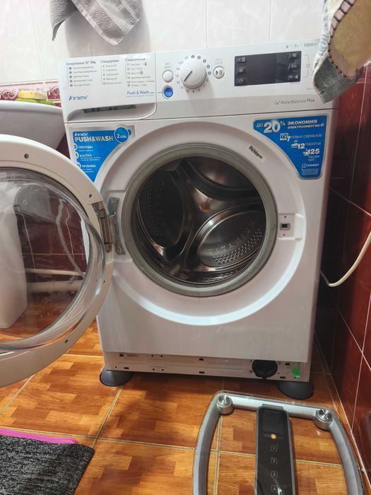 Стиральная машина своя Indesit 7кг