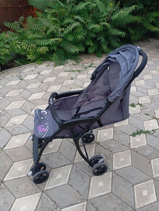 Продается коляска прогулочная